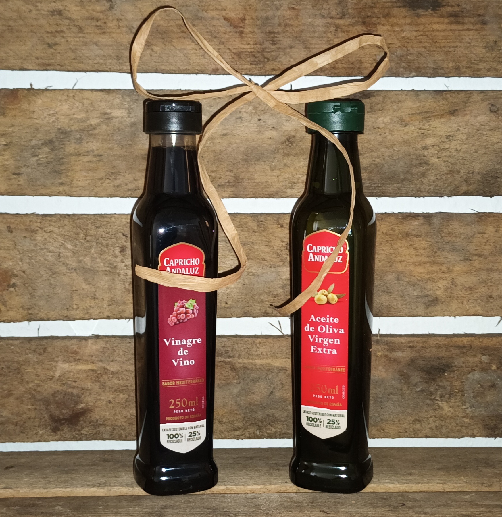 Set Essig und Olivenöl, original aus Spanien je 250 ml Kunststoffflaschen, Vinagre de Vino und Aceite de Olivia Virgen Extra, Geschenk Idee